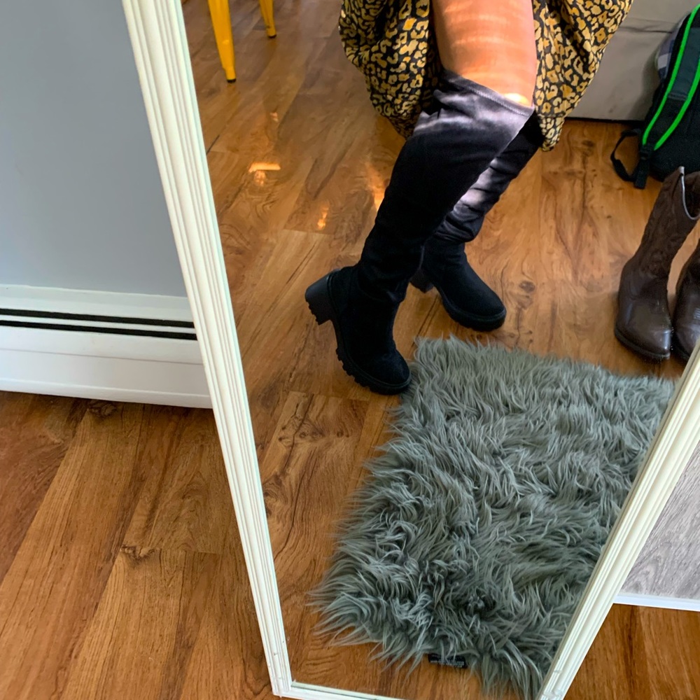 🖤 Over The Knee Chunky Boots